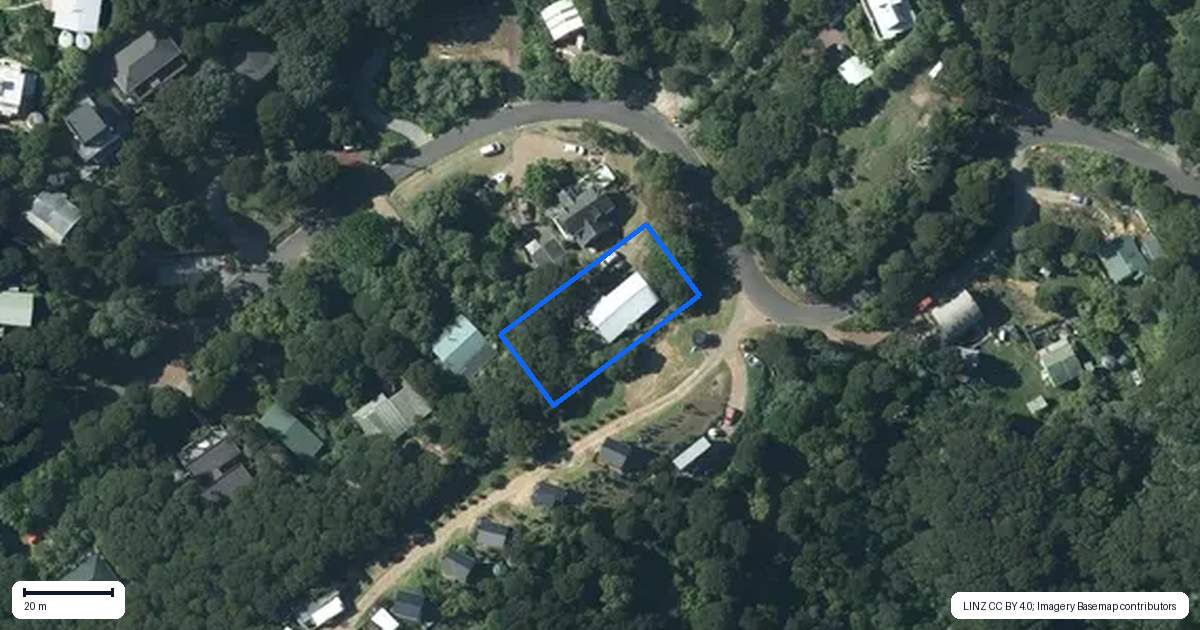 Property context map for 17 View Road, Ostend, Waiheke Island