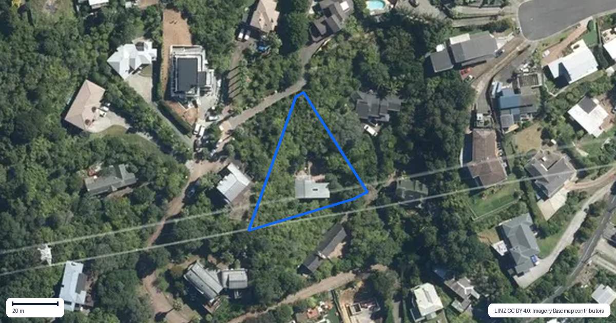 Property context map for 4 Puketutu Rise, Hillsborough, Auckland