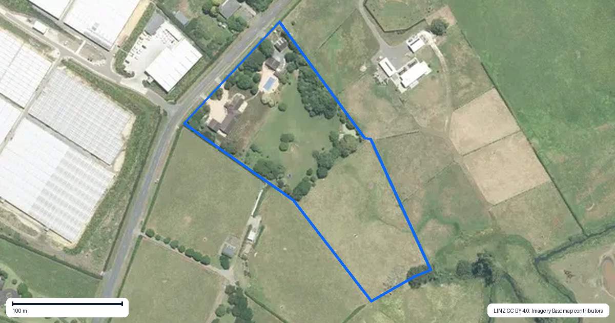 Property context map for 221 Lewis Road, Karaka, Papakura