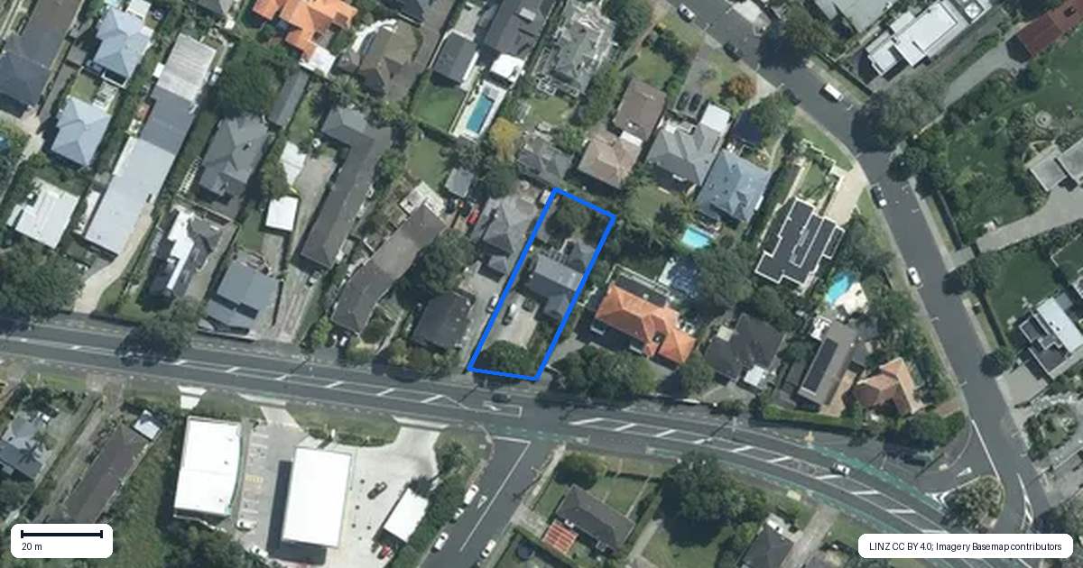 Property context map for 232 Lake Road, Hauraki, Auckland
