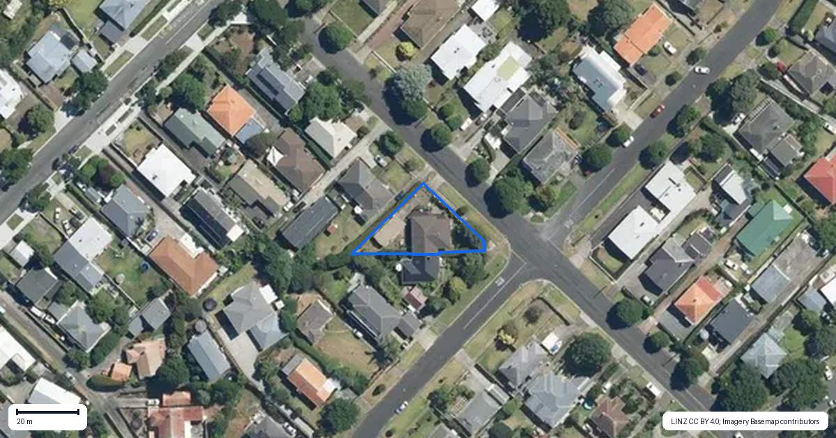 Property context map for 58 Namata Road, One Tree Hill, Auckland