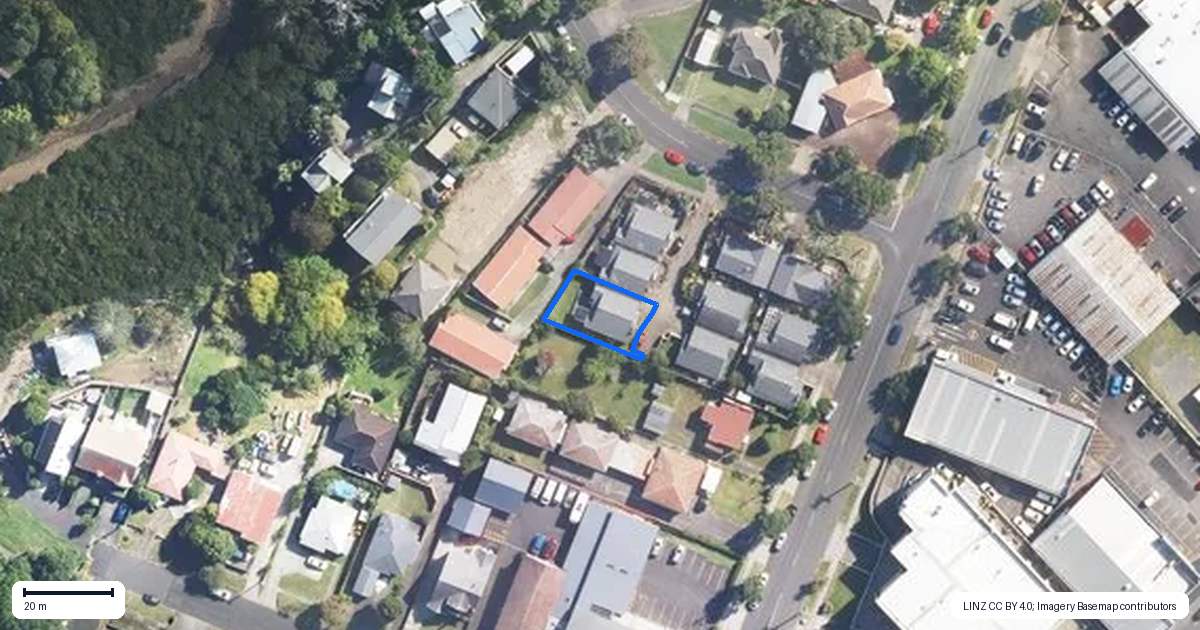 Property context map for 2D Reid Road, New Lynn, Auckland