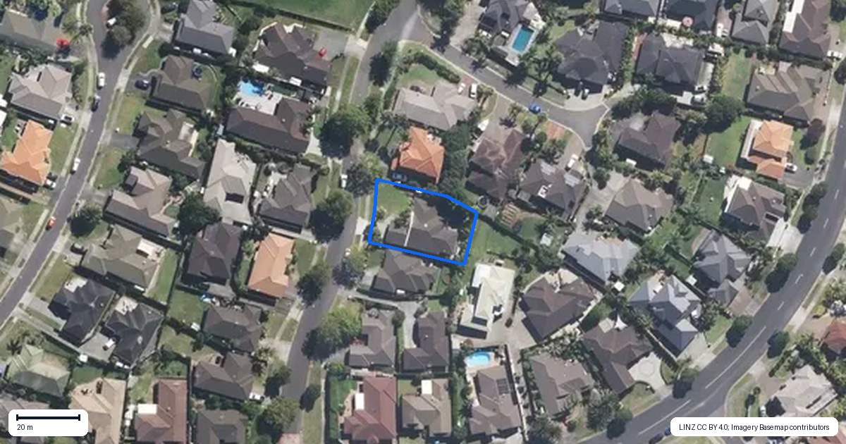 Property context map for 18 Dairyland Drive, East Tamaki Heights, Auckland