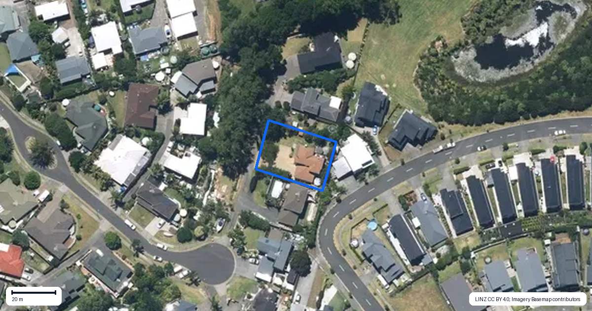 Property context map for 24 Blakewell Place, Beachlands, Auckland