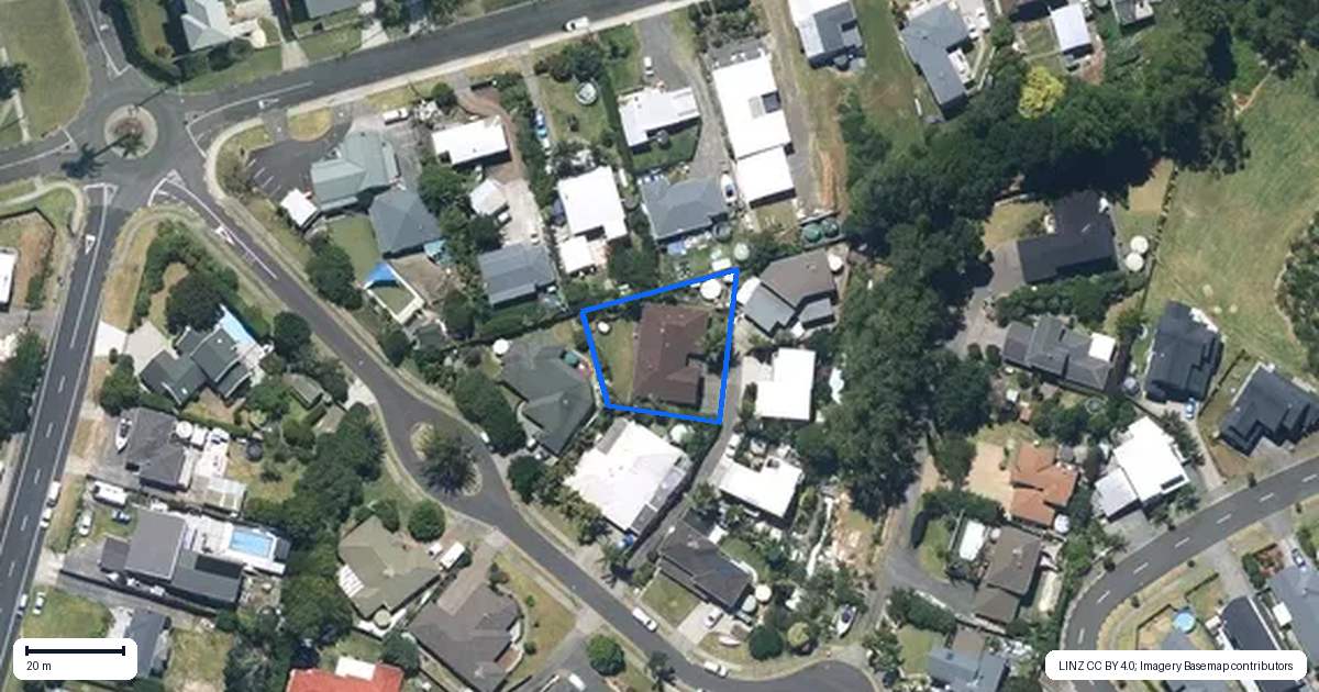Property context map for 8 Blakewell Place, Beachlands, Auckland