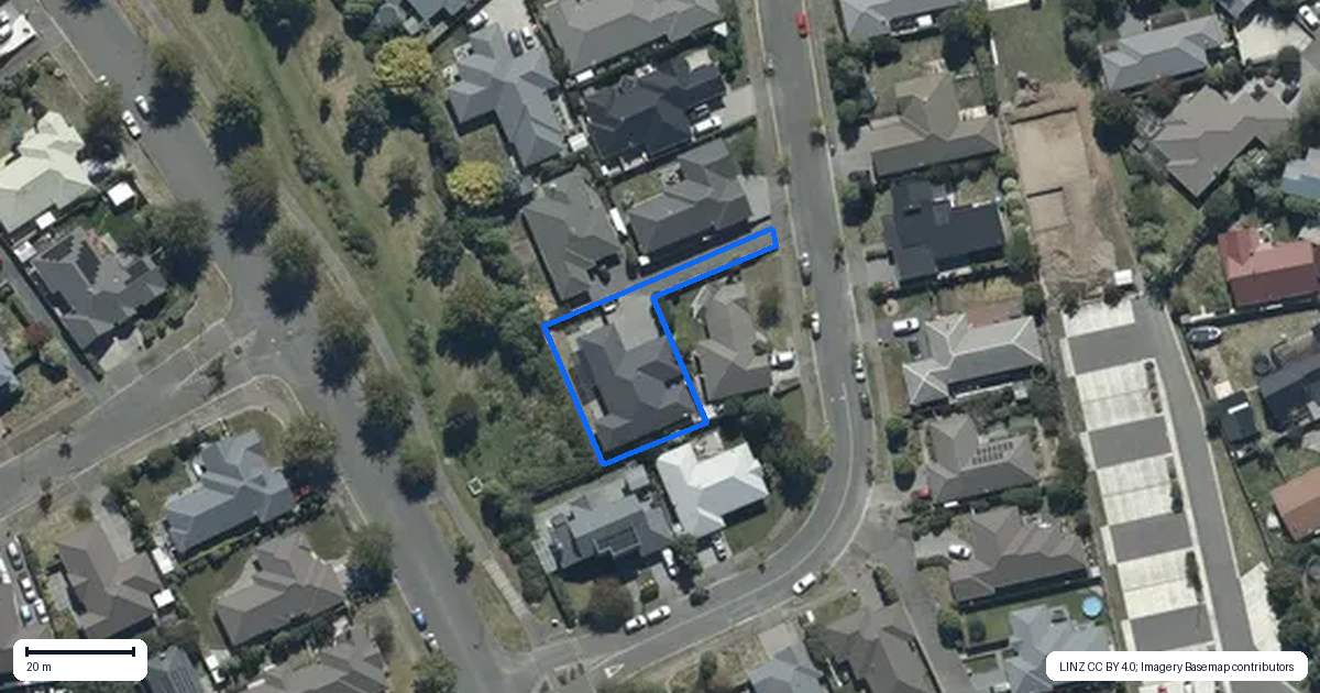 Property context map for 7 Puhara Avenue, Parklands, Christchurch
