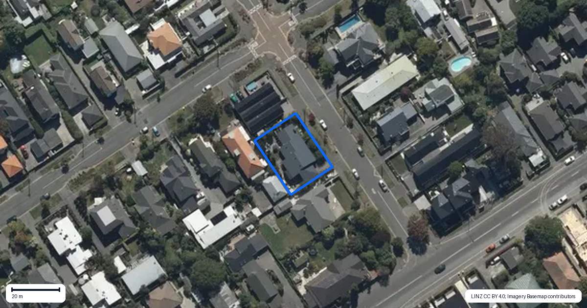 Property context map for 9 Bretts Road, St Albans, Christchurch