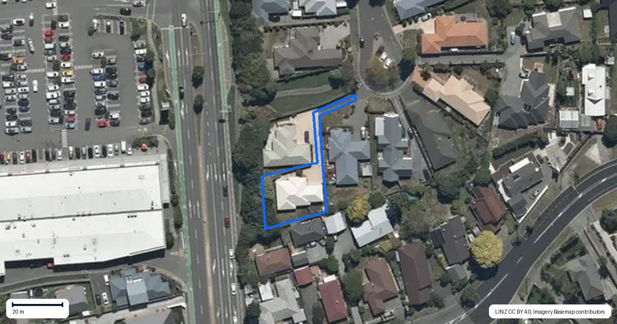Property context map for 35 Baltimore Green, Shirley, Christchurch