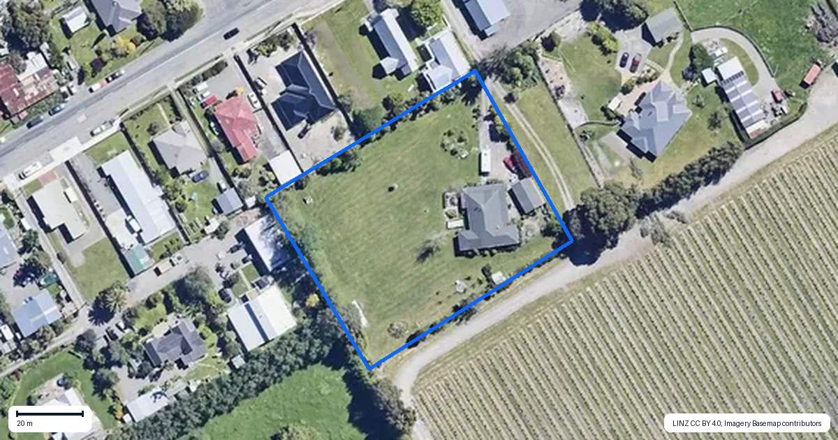 Property context map for 22A Ferry Road, Spring Creek