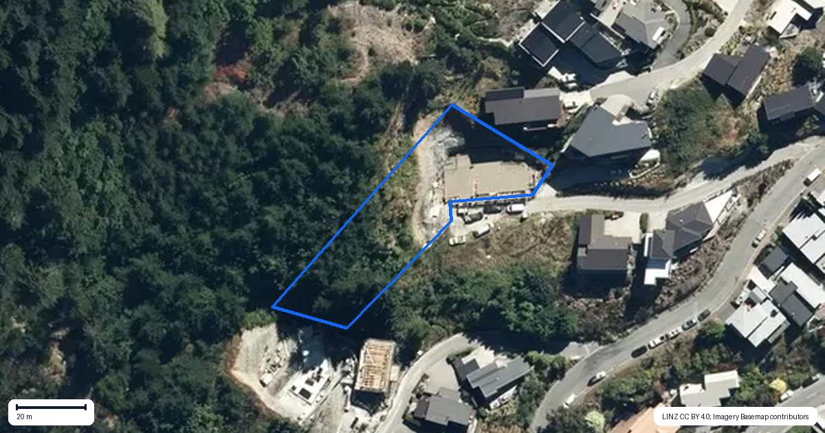 Property context map for 11 Conifer Lane, Queenstown