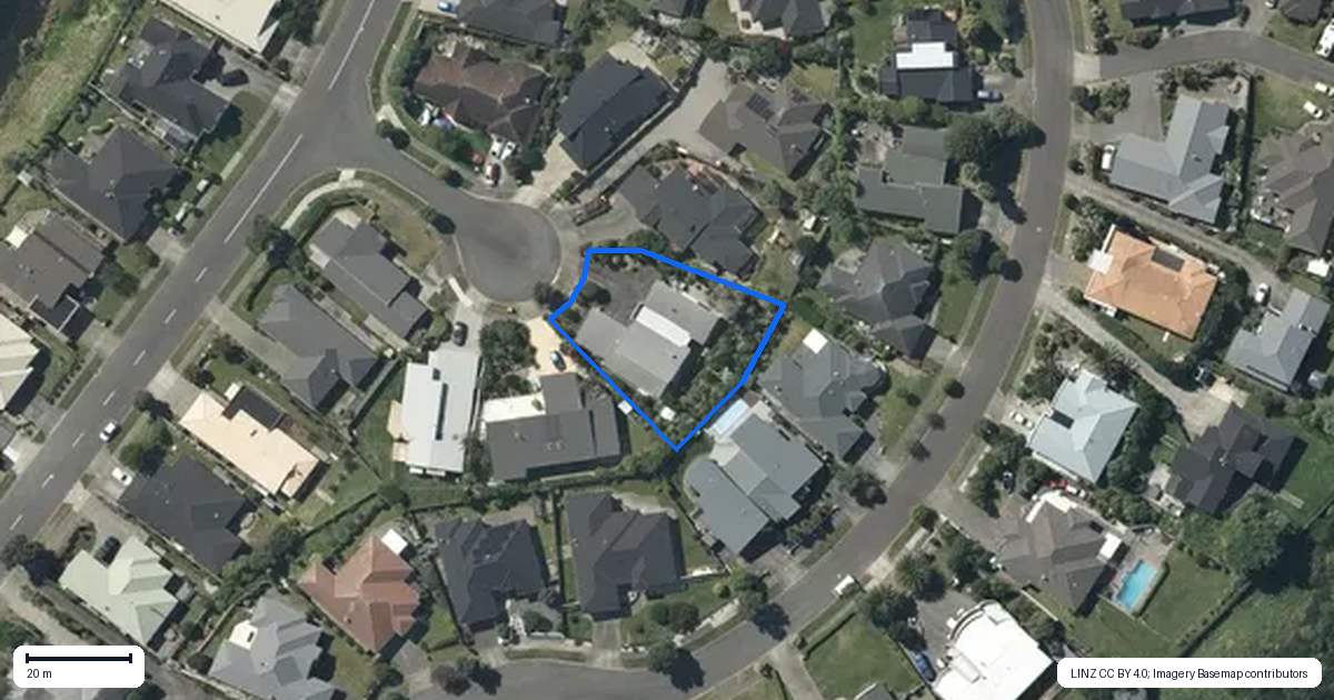 Property context map for 9 Cadastral Court, Paraparaumu