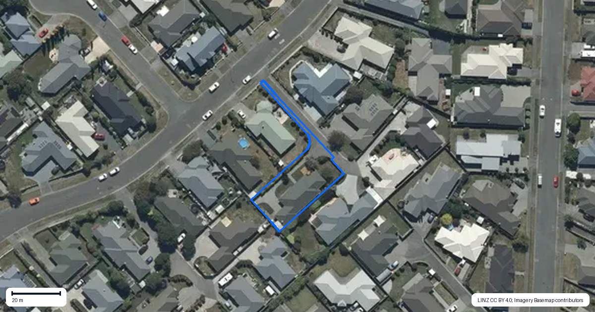 Property context map for 32 Awatea Gardens, Wigram, Christchurch