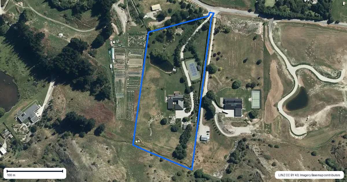 Property context map for 108 Hogans Gully Road, Arrowtown