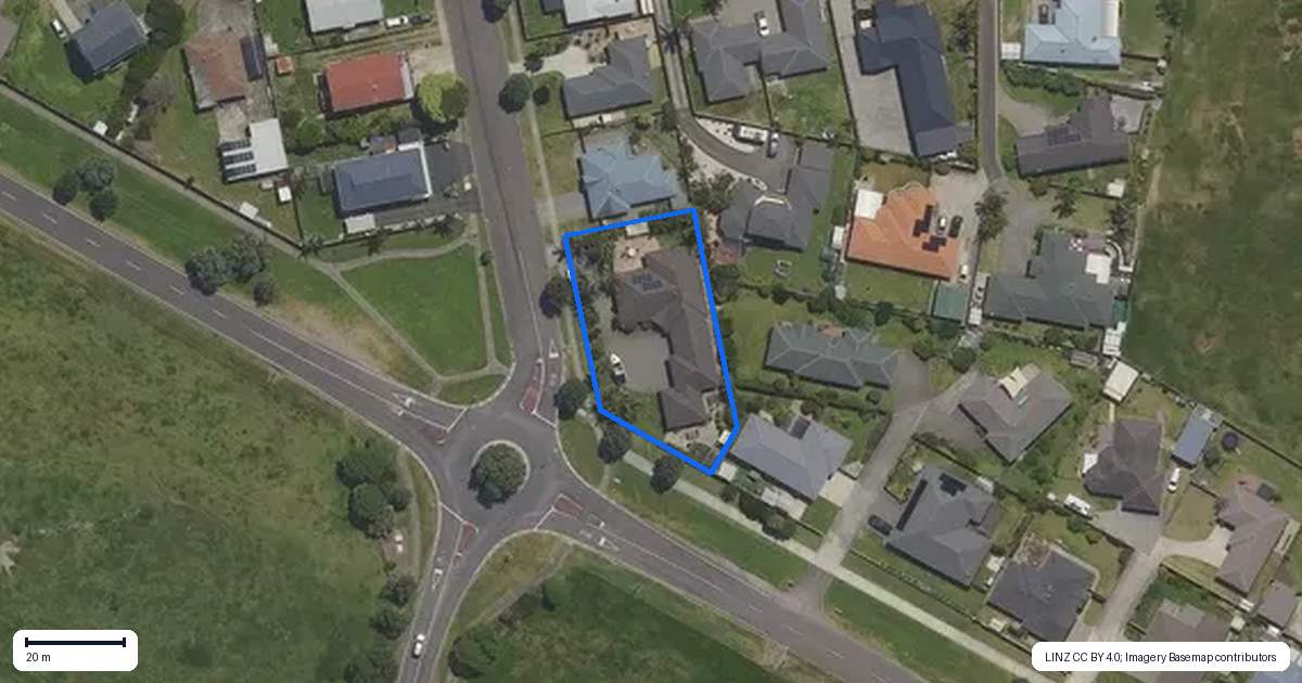 Property context map for 2 Ohuirehe Road, Coastlands, Whakatane