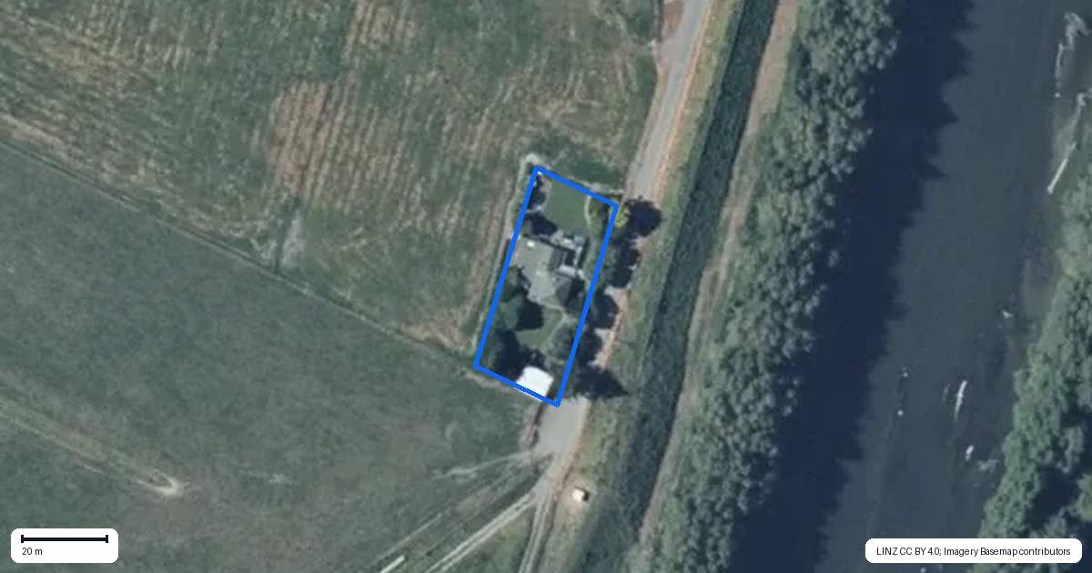 Property context map for 108 Riverbank Road, Tiakitahuna, Palmerston North