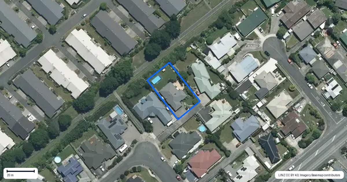 Property context map for 18 Standish Place, Stoke, Nelson