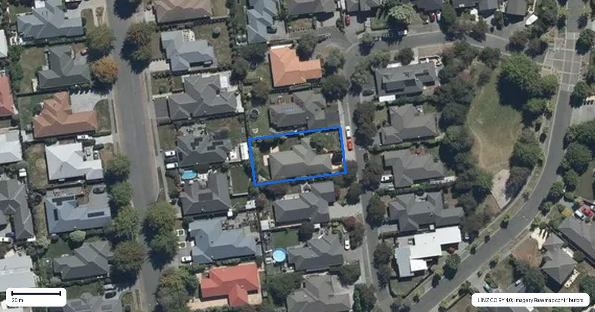 Property context map for 18 Parkside Crescent, Northwood, Christchurch