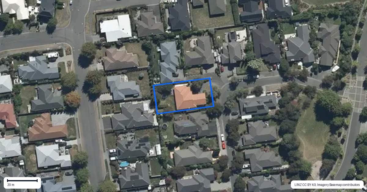 Property context map for 14 Parkside Crescent, Northwood, Christchurch