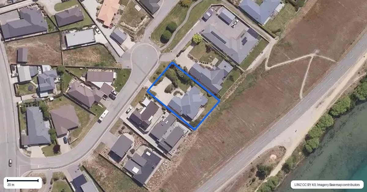 Property context map for 9 McKellar Court, Cromwell