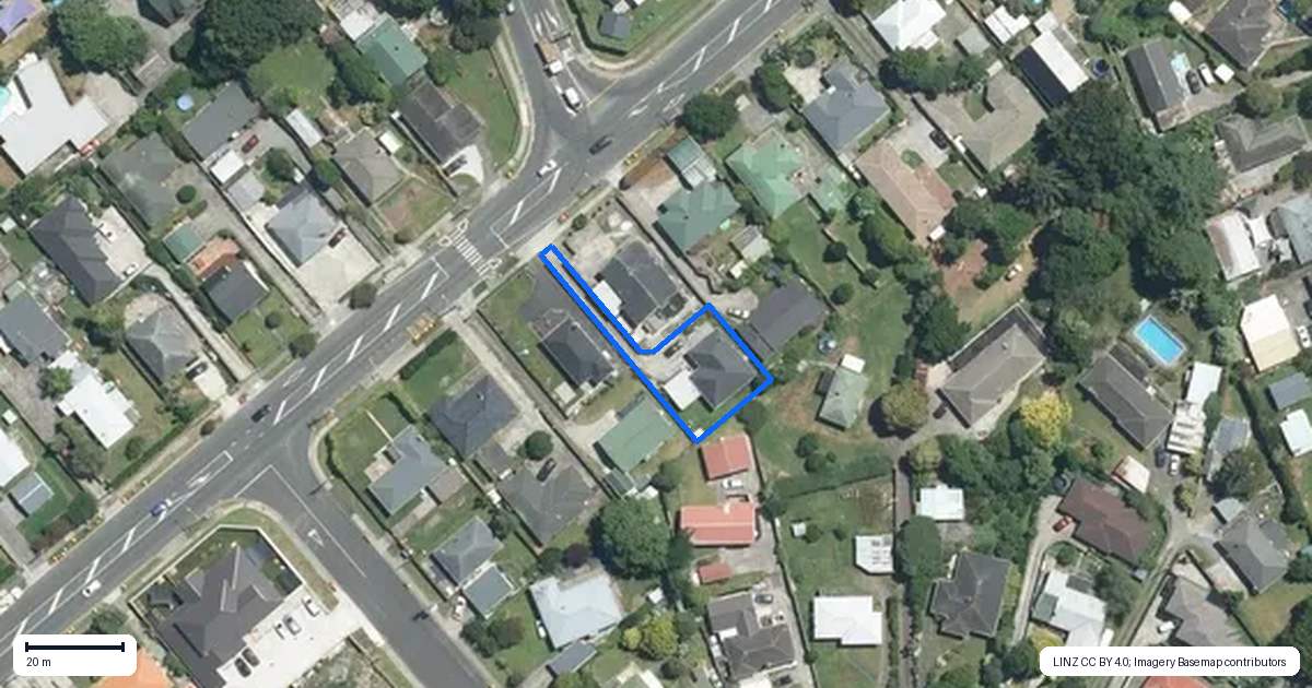 Property context map for 111A Clevedon Road, Papakura