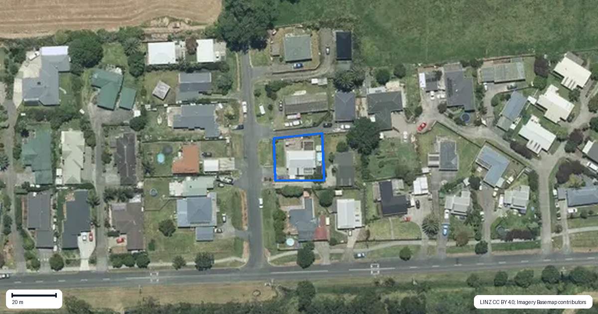Property context map for 2 Mary Keane Lane, Parakai, Helensville