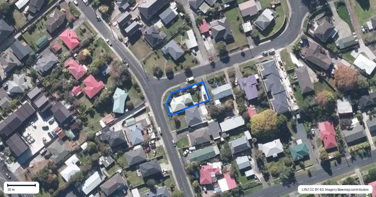 Property context map for 1A Mildmay Road, Henderson, Auckland