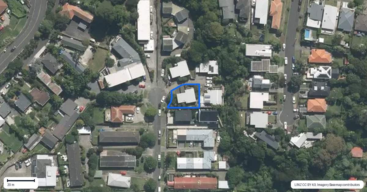 Property context map for 11 Shirley Road, Grey Lynn, Auckland