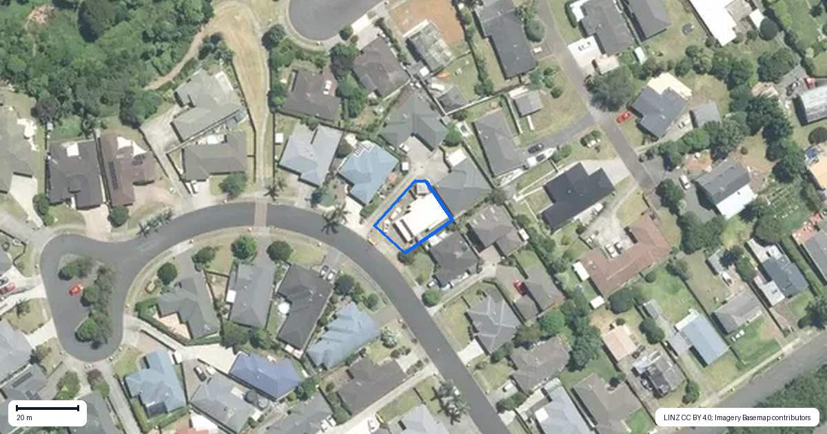 Property context map for 14 Greig Place, Pukekohe