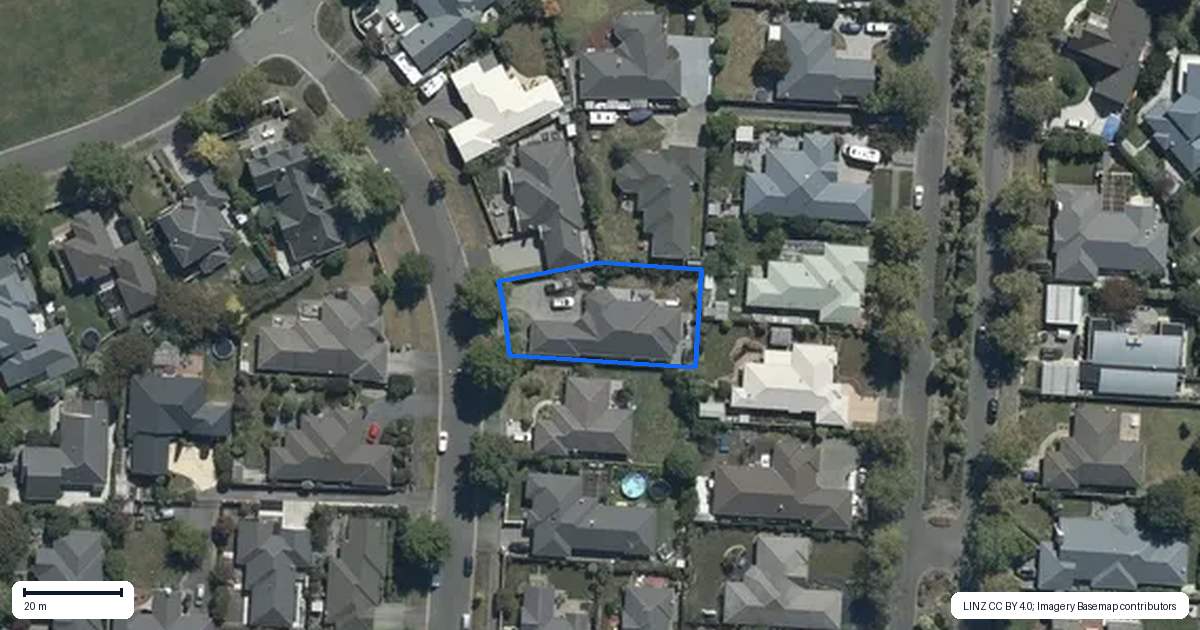 Property context map for 7 Coolspring Way, Redwood, Christchurch
