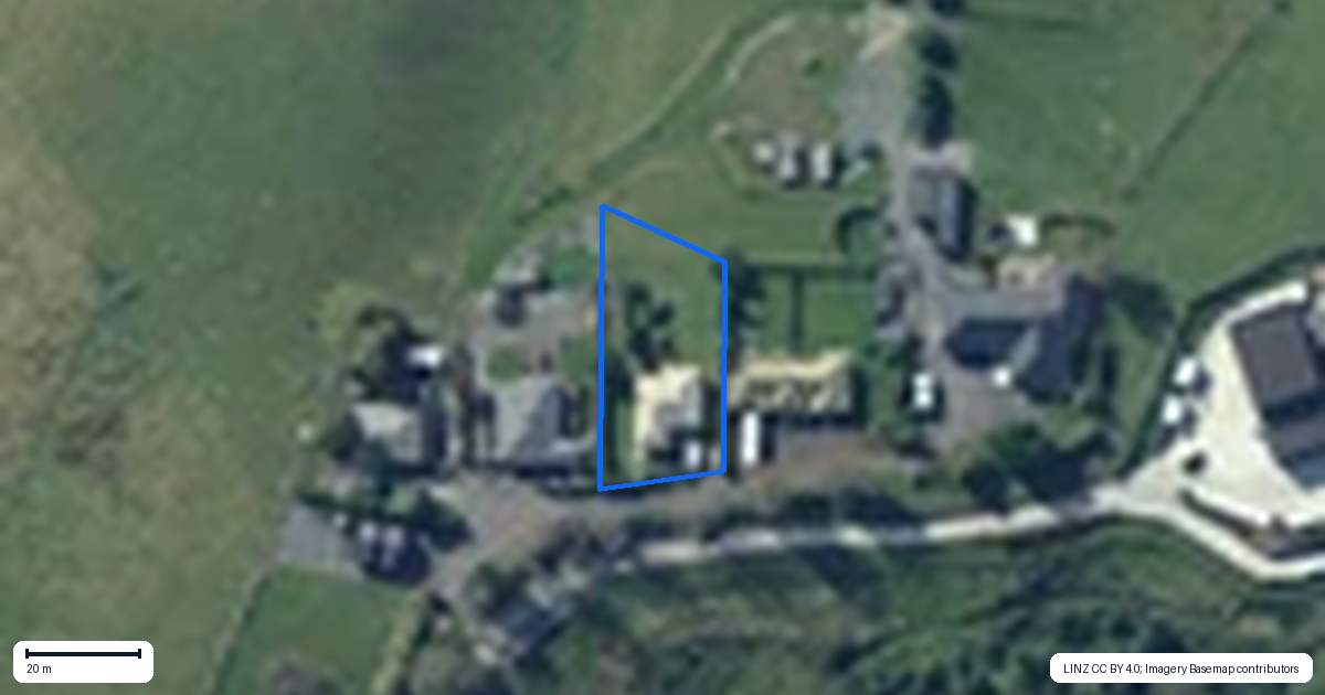 Property context map for 62 Hospital Road, Balclutha