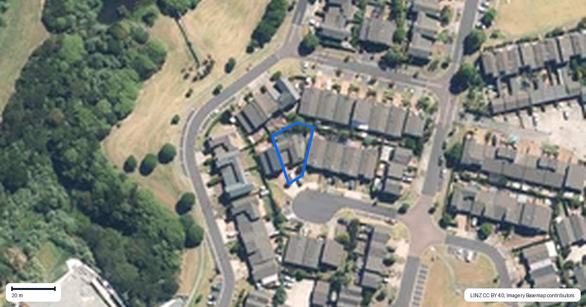 Property context map for 11 Bunker Rise, Golflands, Auckland