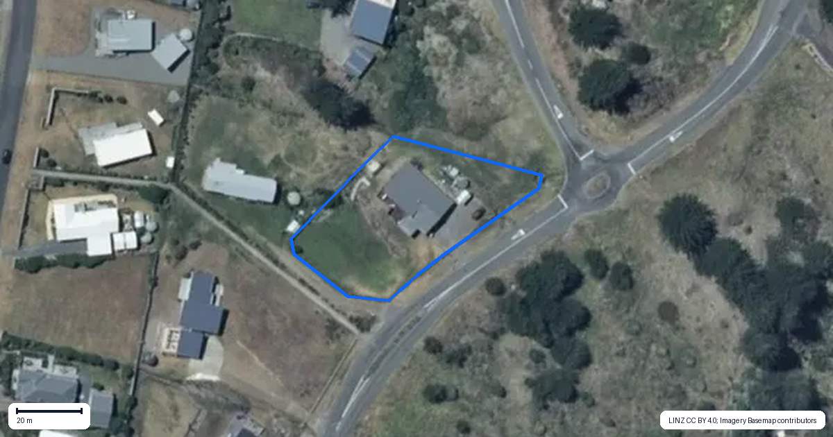 Property context map for 183-187 Park Avenue, Waitarere Beach, Levin