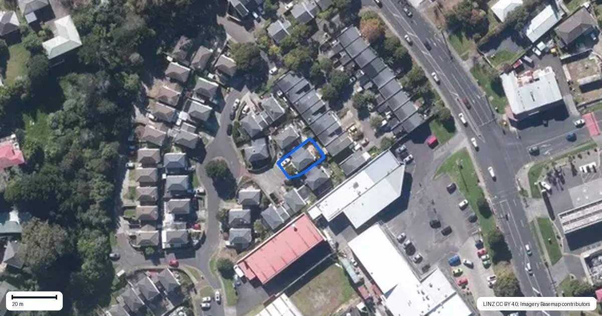 Property context map for 23 Rakich Place, Henderson, Auckland