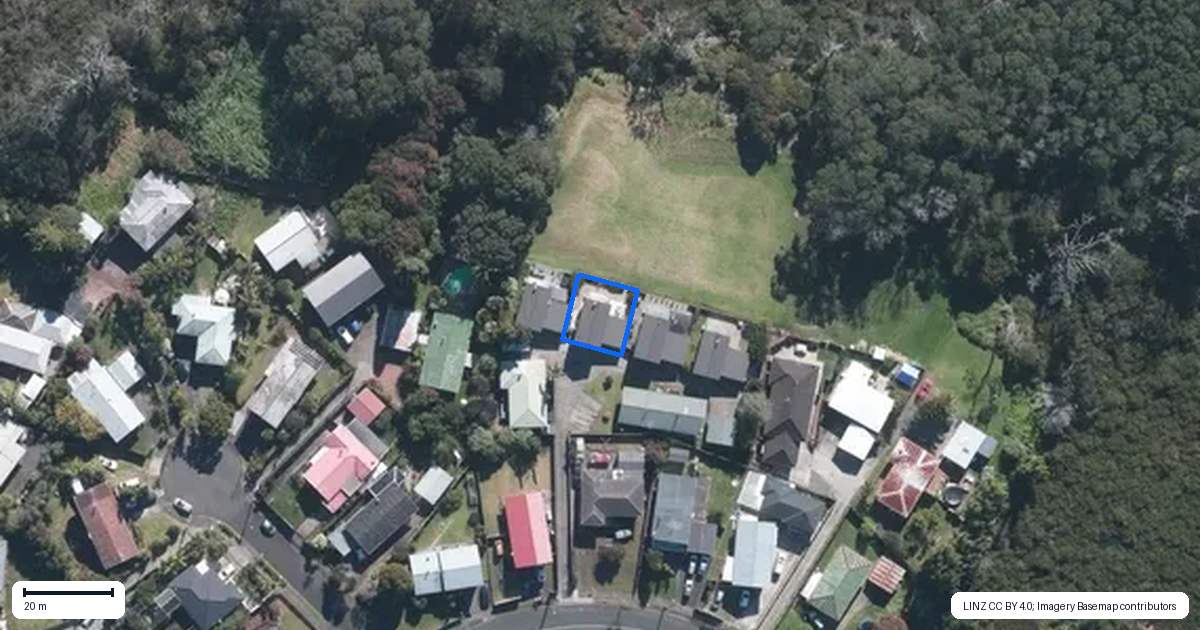 Property context map for 79C Holly Street, Avondale, Auckland
