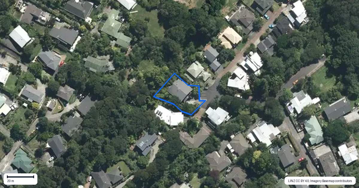 Property context map for 16 Poturi Streams Avenue, Titirangi, Auckland