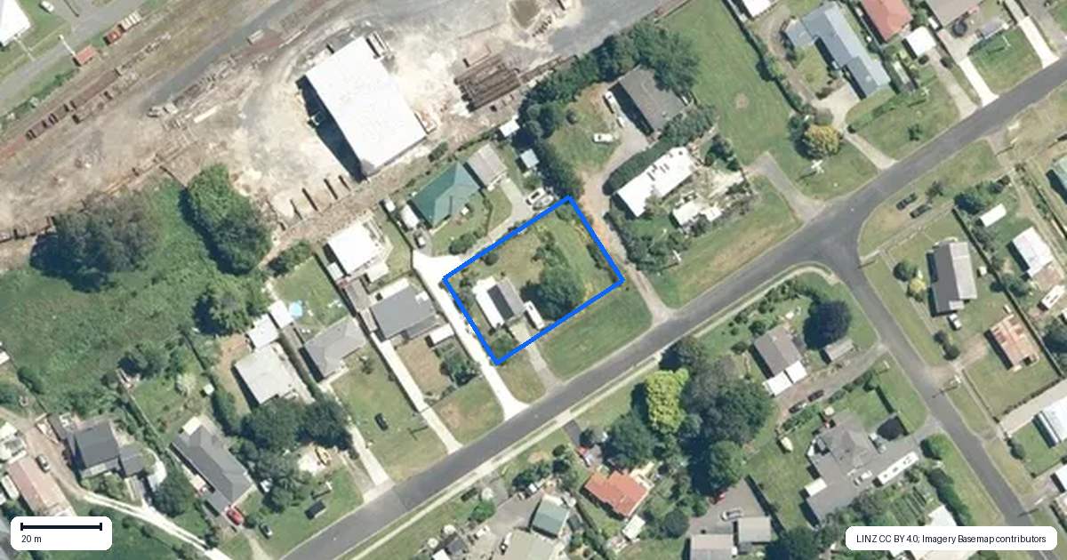 Property context map for 72 Roberts Street, Waihi
