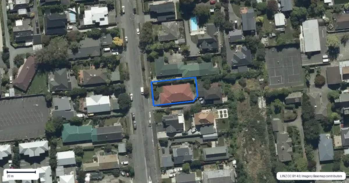Property context map for 8 Konini Street, Riccarton, Christchurch