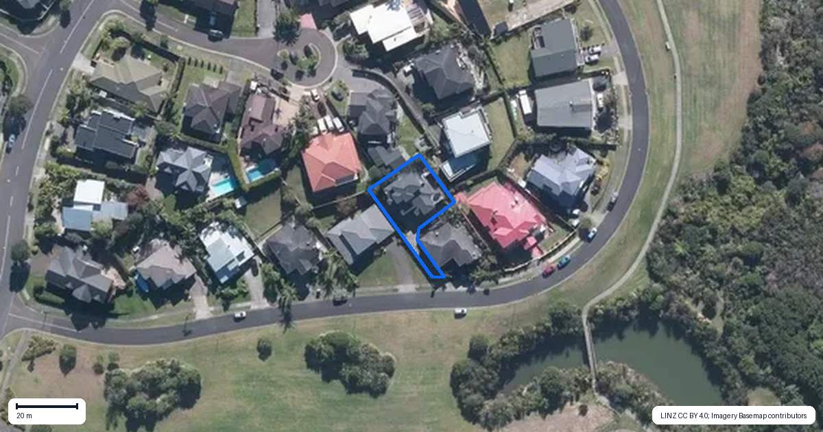 Property context map for 12B Waikura Drive, Te Atatu Peninsula, Auckland