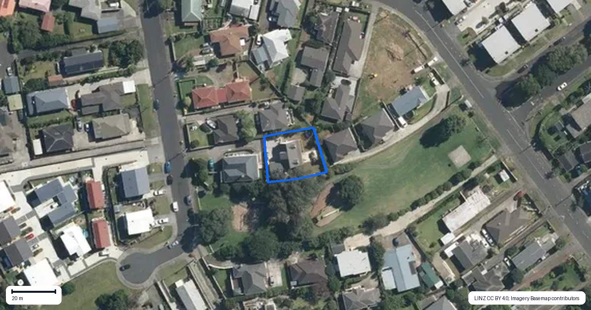 Property context map for 82 Commissariat Road, Mount Wellington, Auckland