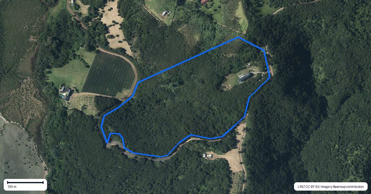 Property context map for 215D Awaawaroa Road, Waiheke Island