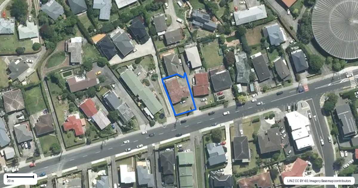 Property context map for 88 Pupuke Road, Hillcrest, Auckland