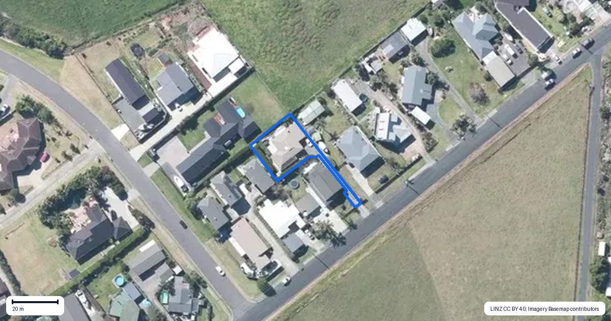 Property context map for 62A Wharf Road, Clarks Beach