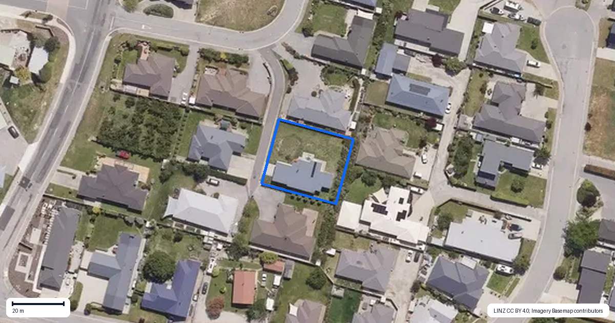 Property context map for 11 Robertson Court, Cromwell