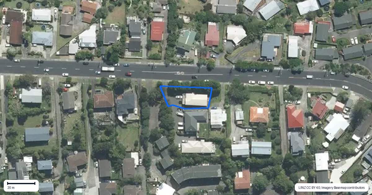 Property context map for 71B Target Road, Totara Vale, Auckland