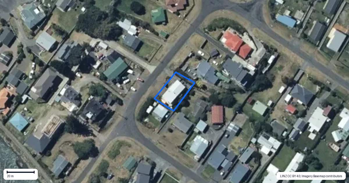 Property context map for 18 Robbie Street, Foxton Beach, Foxton