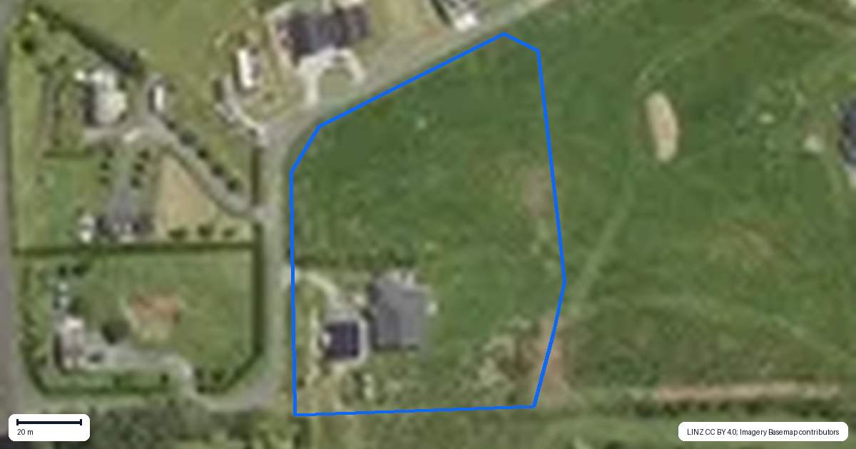 Property context map for 15B Junction Road, Minden