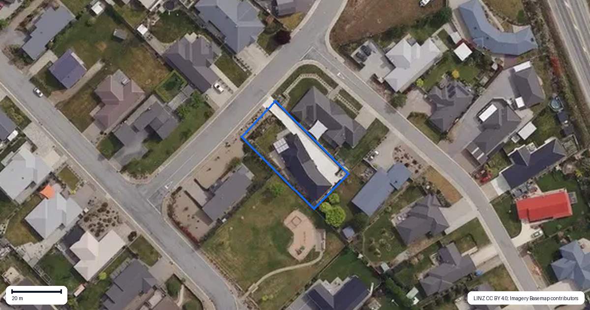 Property context map for 37 Albert Drive, Clyde
