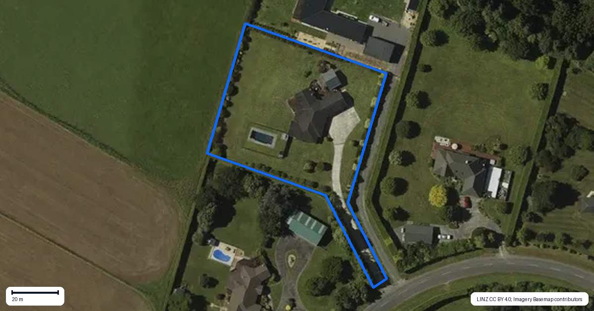 Property context map for 38 Pohutukawa Drive, Levin