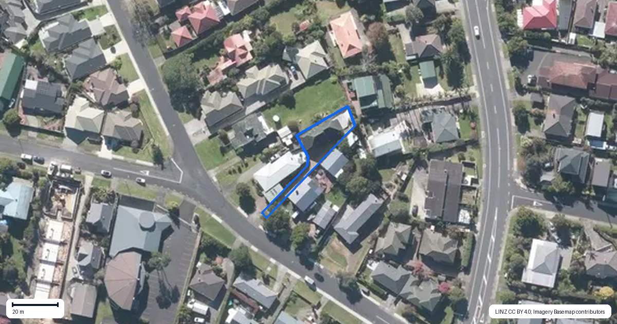 Property context map for 11A Drake Street, Howick, Auckland