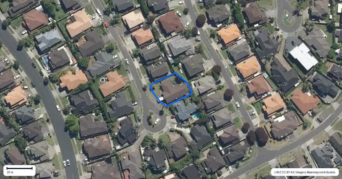 Property context map for 16 Fernloche Place, Flat Bush, Auckland